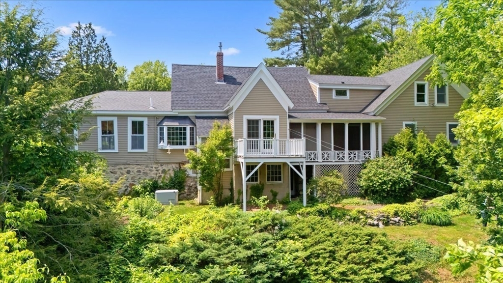 16 River Rd
