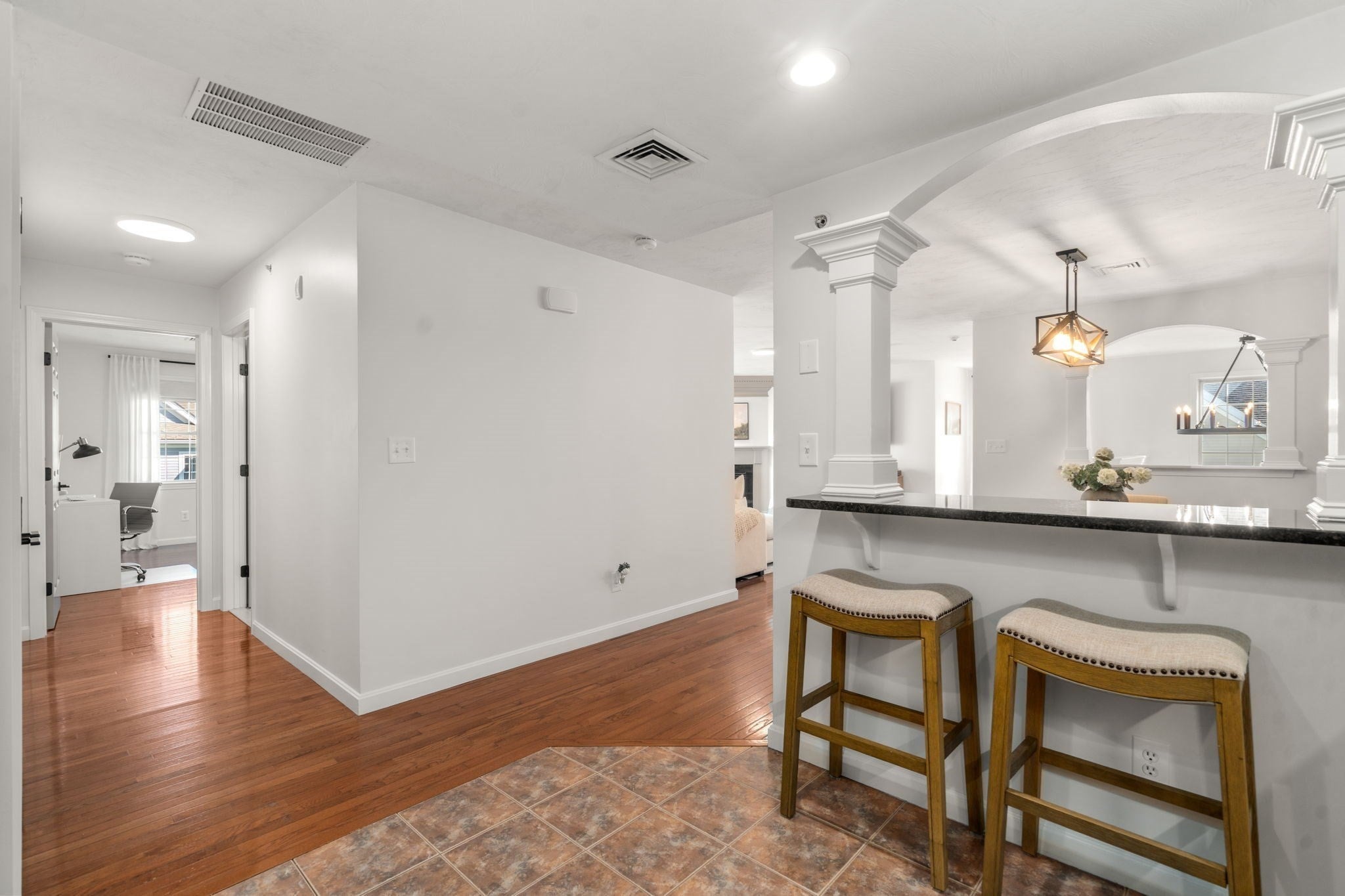 404 Tamarack Lane #404, Abington, MA Photo #15