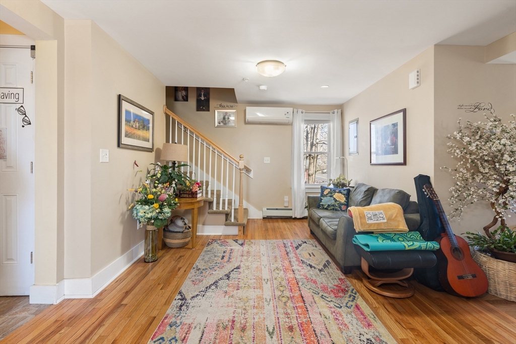 138 High St