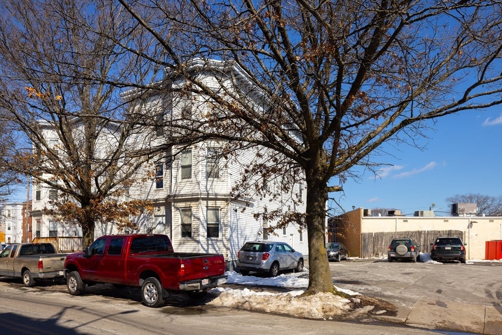 183-185 Chestnut Street