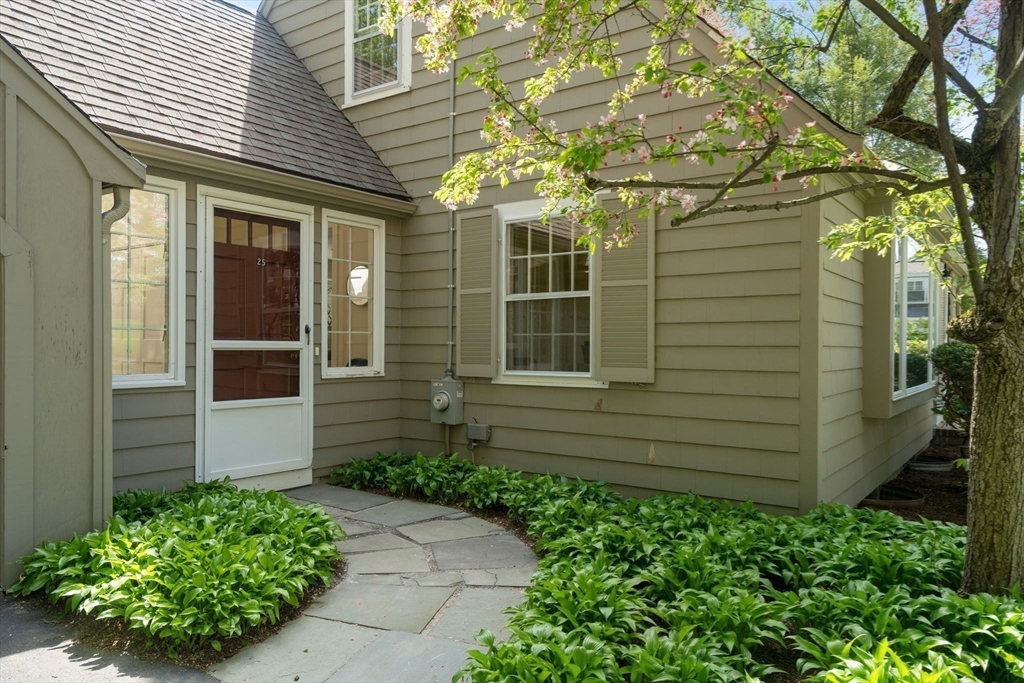 25 Moore Rd, Wayland, MA Photo #30