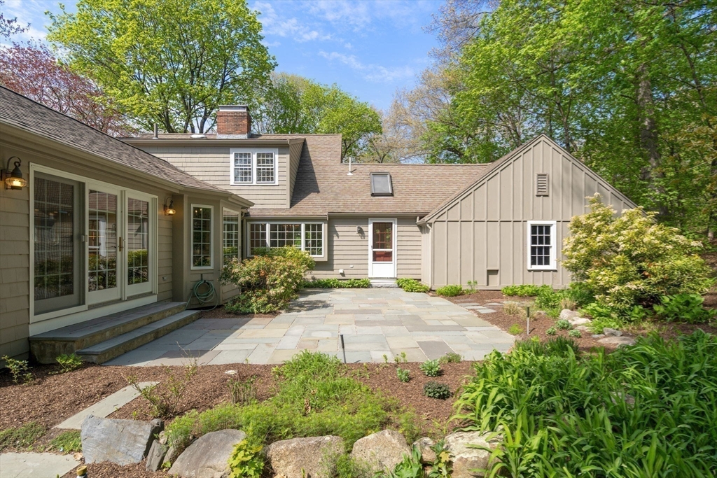 25 Moore Rd, Wayland, MA Photo #24