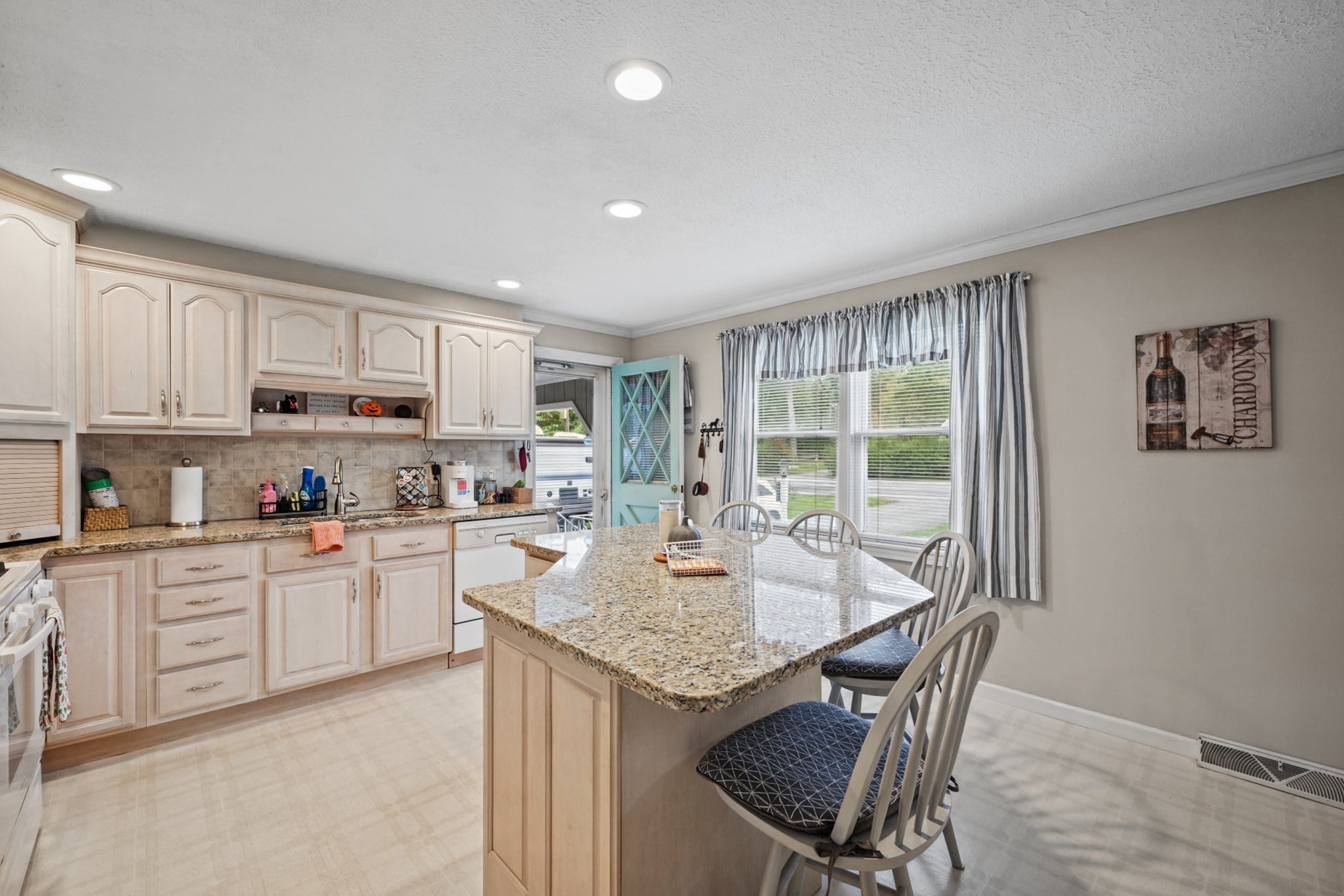 420 Crandall Road, Tiverton, RI, 420 Crandall Road, Tiverton, RI Photo #5