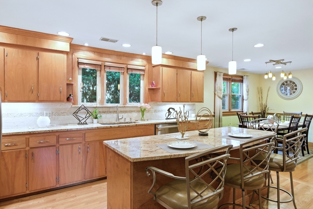 14 Harrington Ave