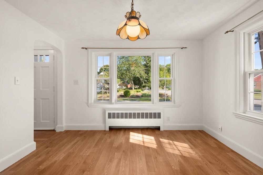 33 Wilson Rd, Stoneham, MA, 33 Wilson Rd, Stoneham, MA Photo #3