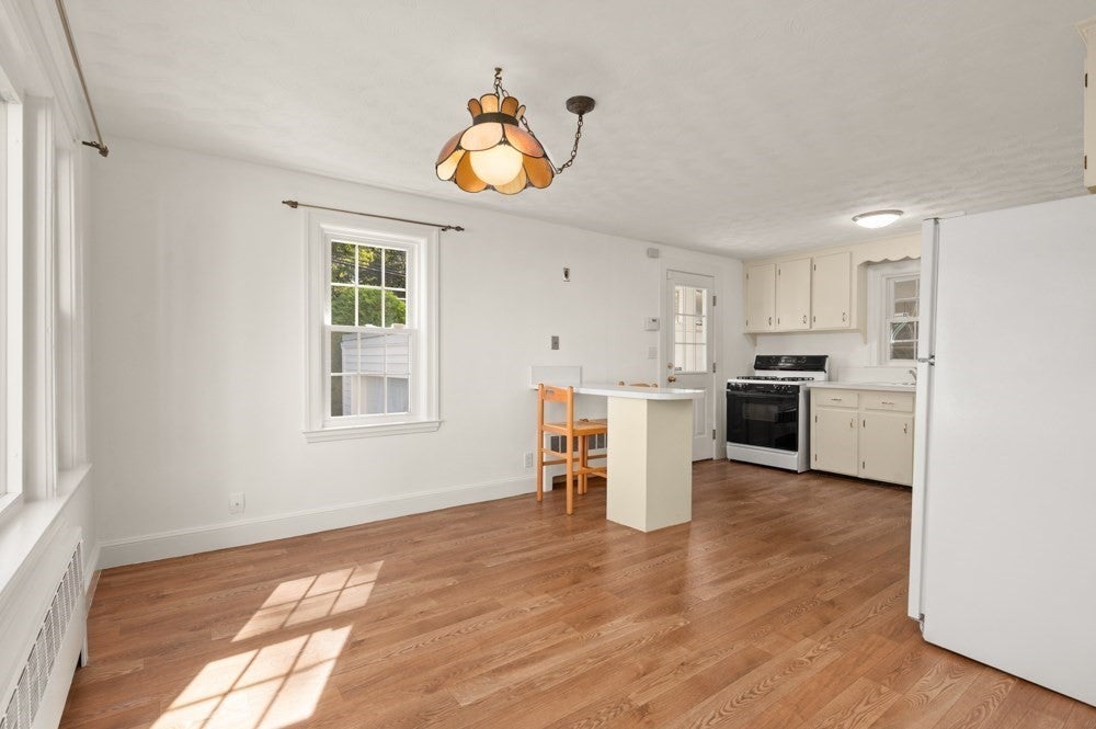 33 Wilson Rd, Stoneham, MA, 33 Wilson Rd, Stoneham, MA Photo #4