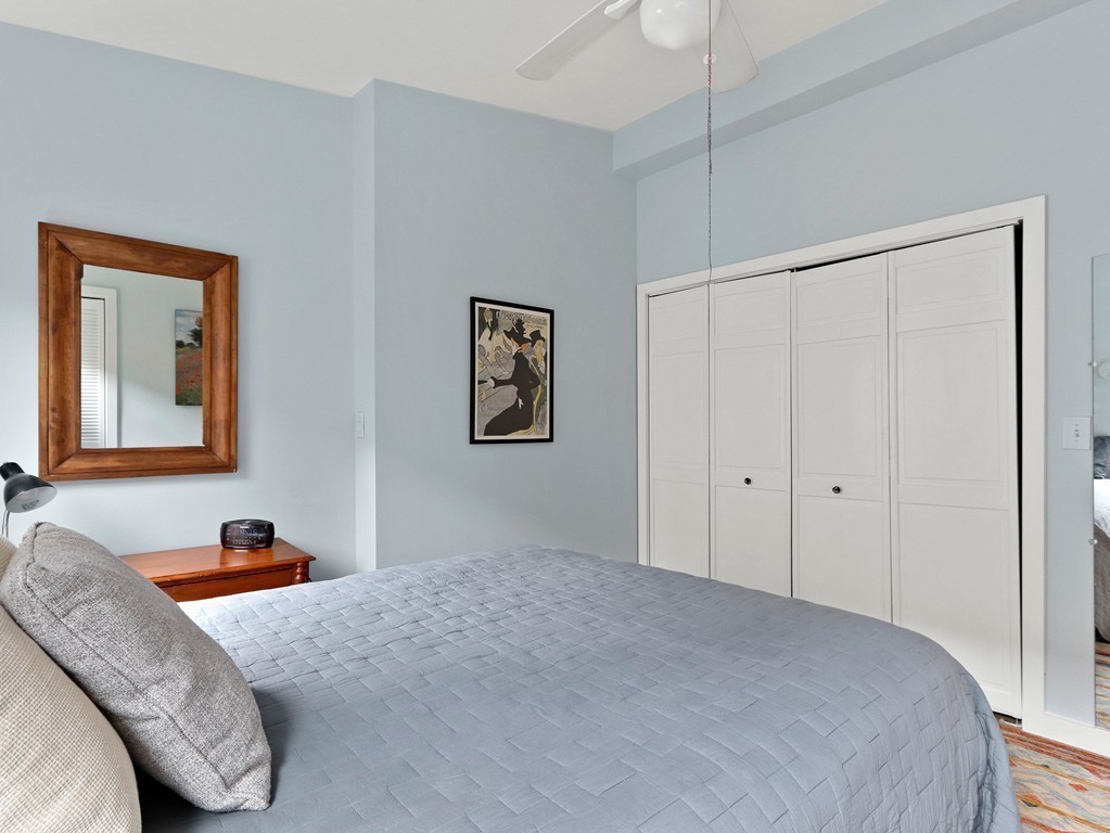 Boston, Massachusetts 02114, United States, 1 Bedroom Bedrooms, ,1 BathroomBathrooms,Residential,Pending,118439