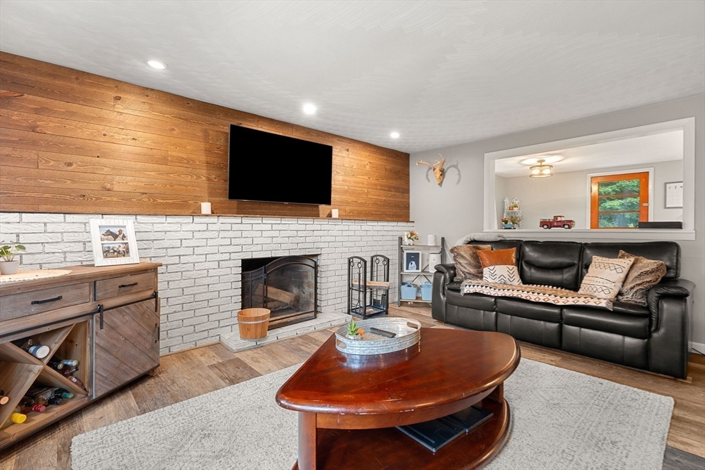 58 Beach St