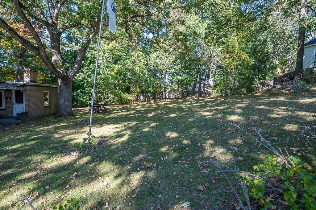 32 Tyson Rd