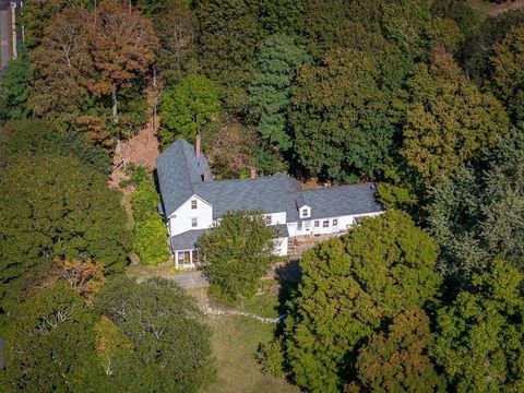 98 Main St Wenham MA 01984