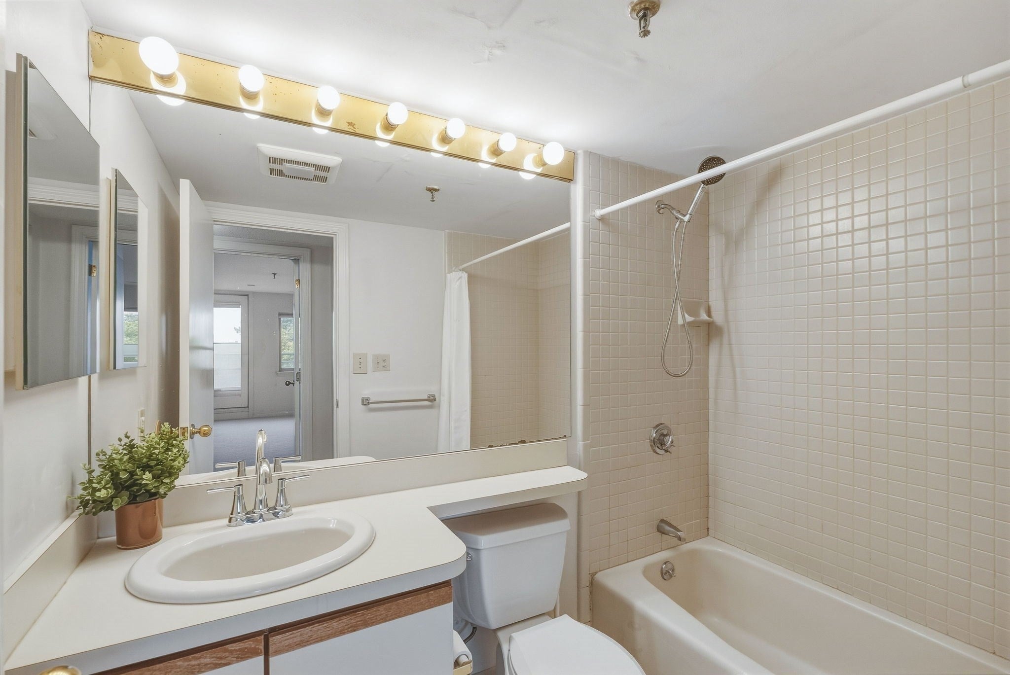 20 Webster St #507, Brookline, MA, 20 Webster St #507, Brookline, MA Photo #21