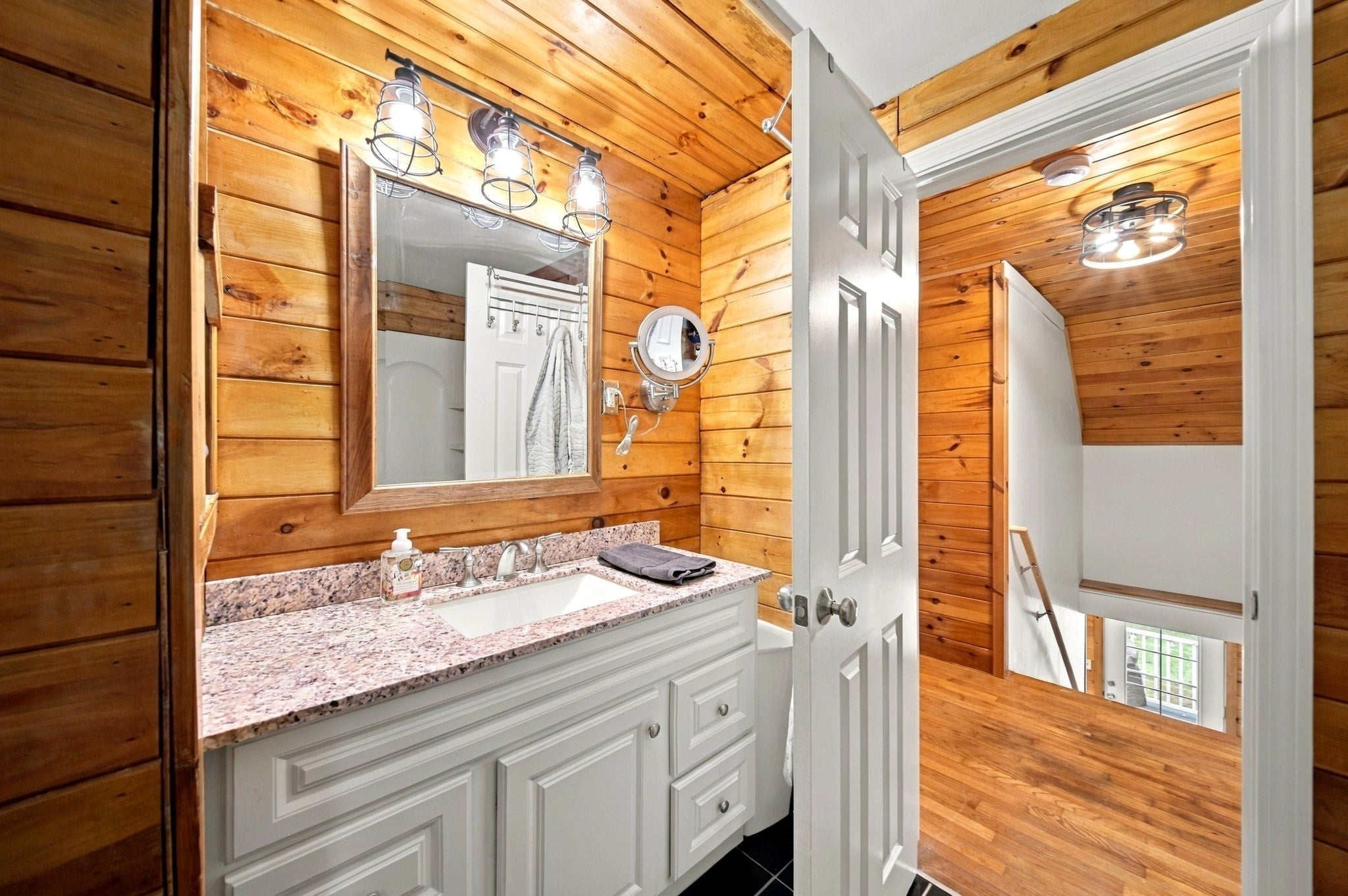 51 Queensland Rd, Billerica, MA, 51 Queensland Rd, Billerica, MA Photo #26