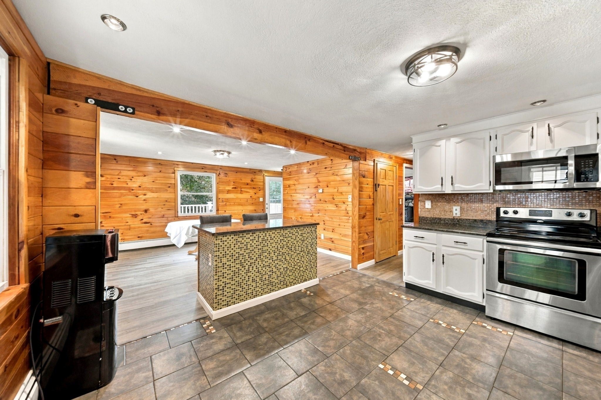 51 Queensland Rd, Billerica, MA, 51 Queensland Rd, Billerica, MA Photo #6