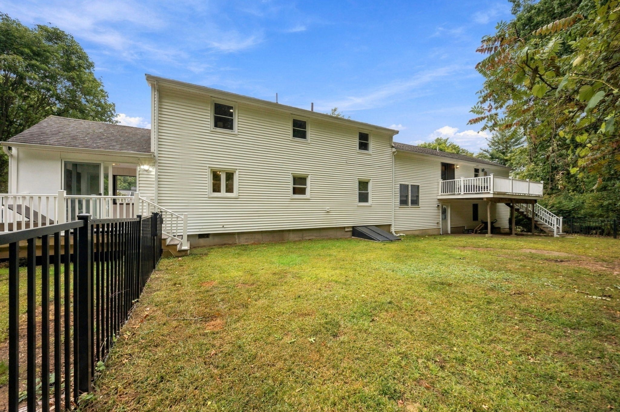 51 Queensland Rd, Billerica, MA, 51 Queensland Rd, Billerica, MA Photo #39