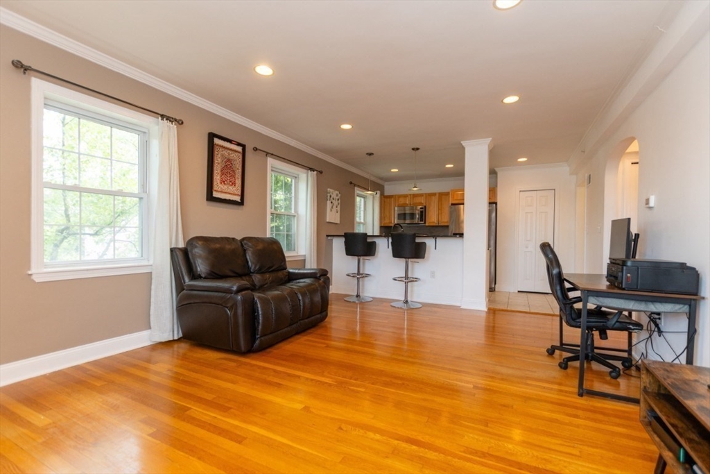 27-29 Commonwealth Avenue 5