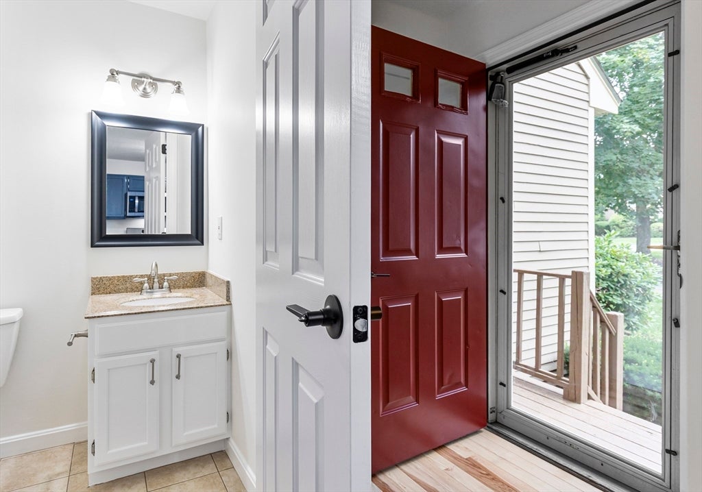 11 Rosewood Ln #11, Hopkinton, MA, 11 Rosewood Ln #11, Hopkinton, MA Photo #4