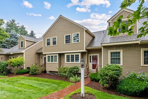 Photo of 11 Rosewood Ln #11, Hopkinton, MA 01748 (MLS # 73560447)