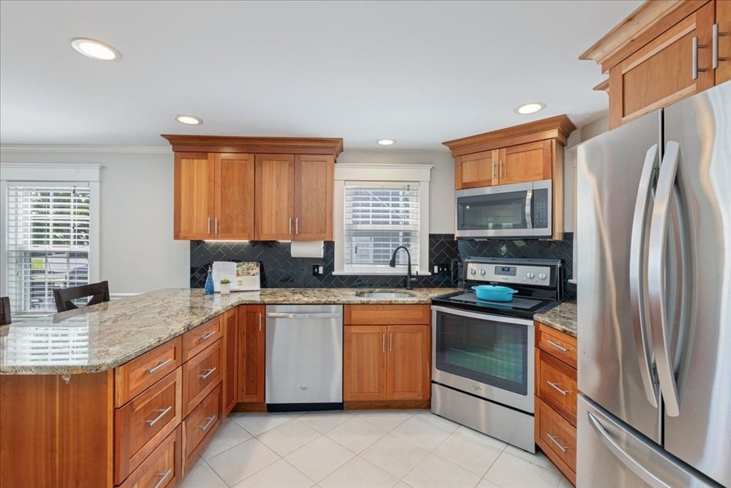 15 William Street, North Andover, MA, 15 William Street, North Andover, MA Photo #12