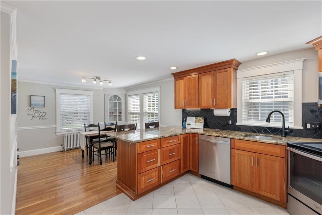 15 William Street, North Andover, MA, 15 William Street, North Andover, MA Photo #13
