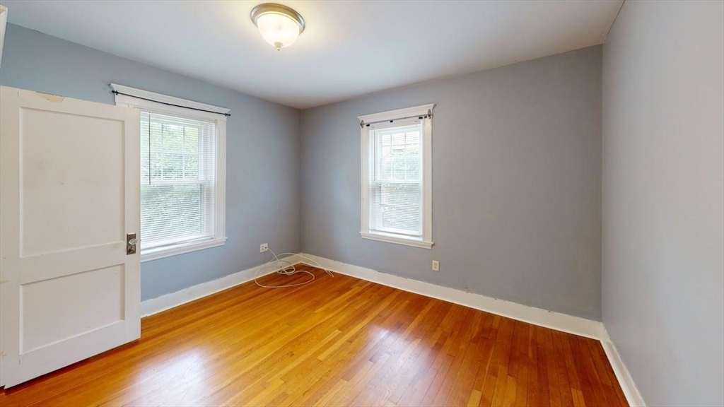 189 Wordsworth St #1, Boston, MA Photo #11