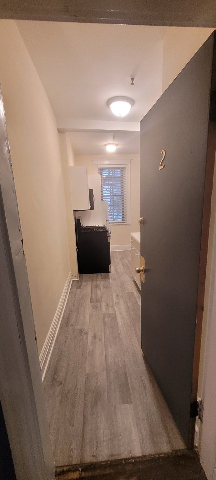 60 Queensberry St 2