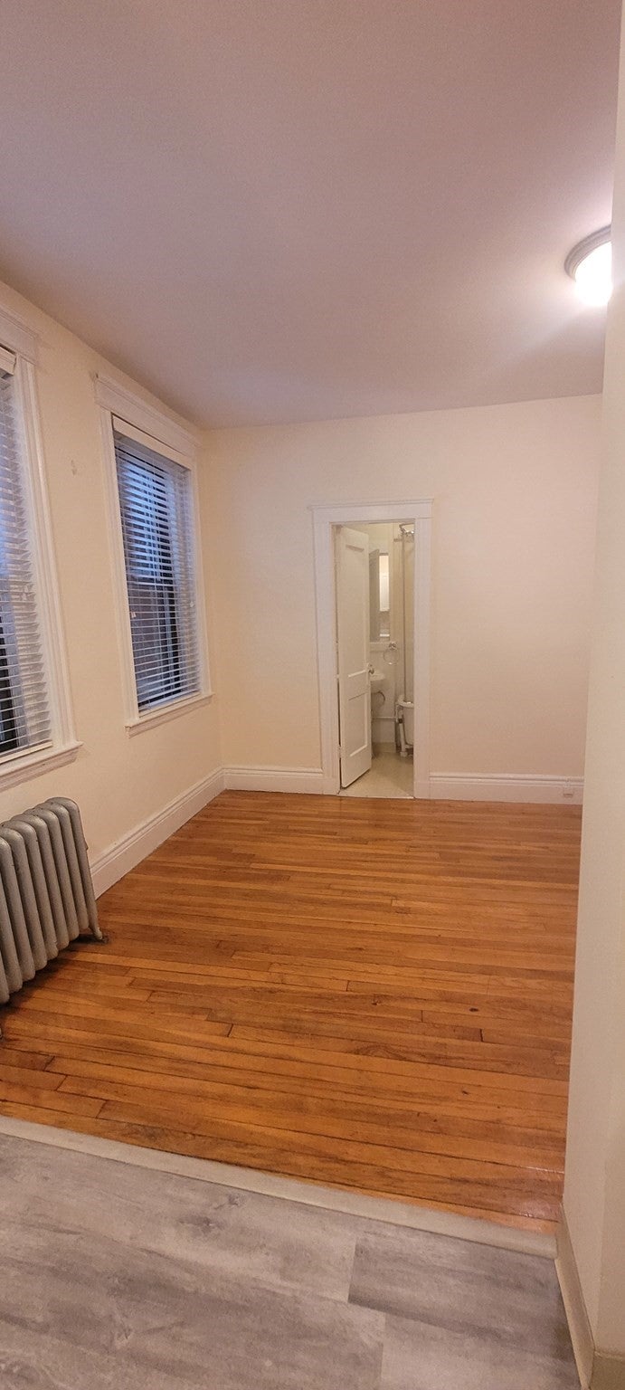 60 Queensberry St 2
