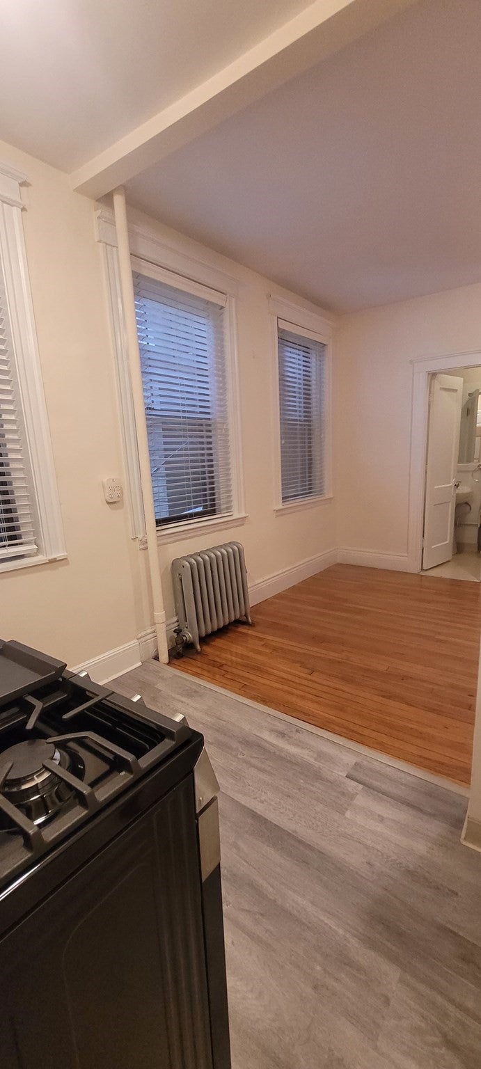 60 Queensberry St 2
