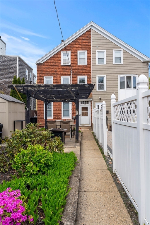652 E 2nd St, Boston, MA Photo #19