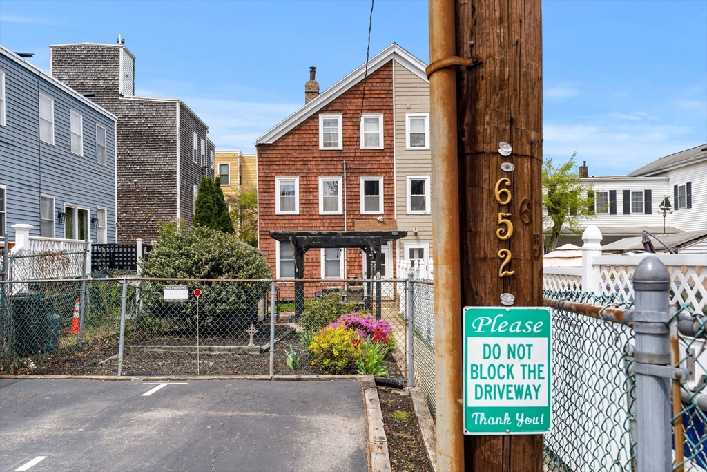 652 E 2nd St, Boston, MA Photo #21