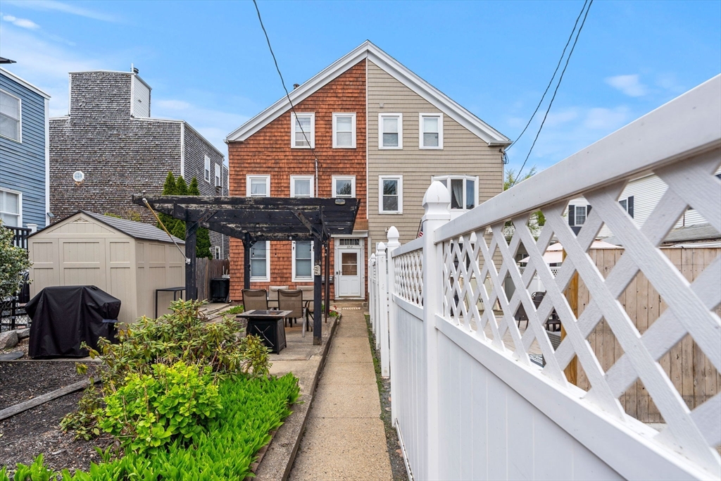 652 E 2nd St, Boston, MA Photo #18