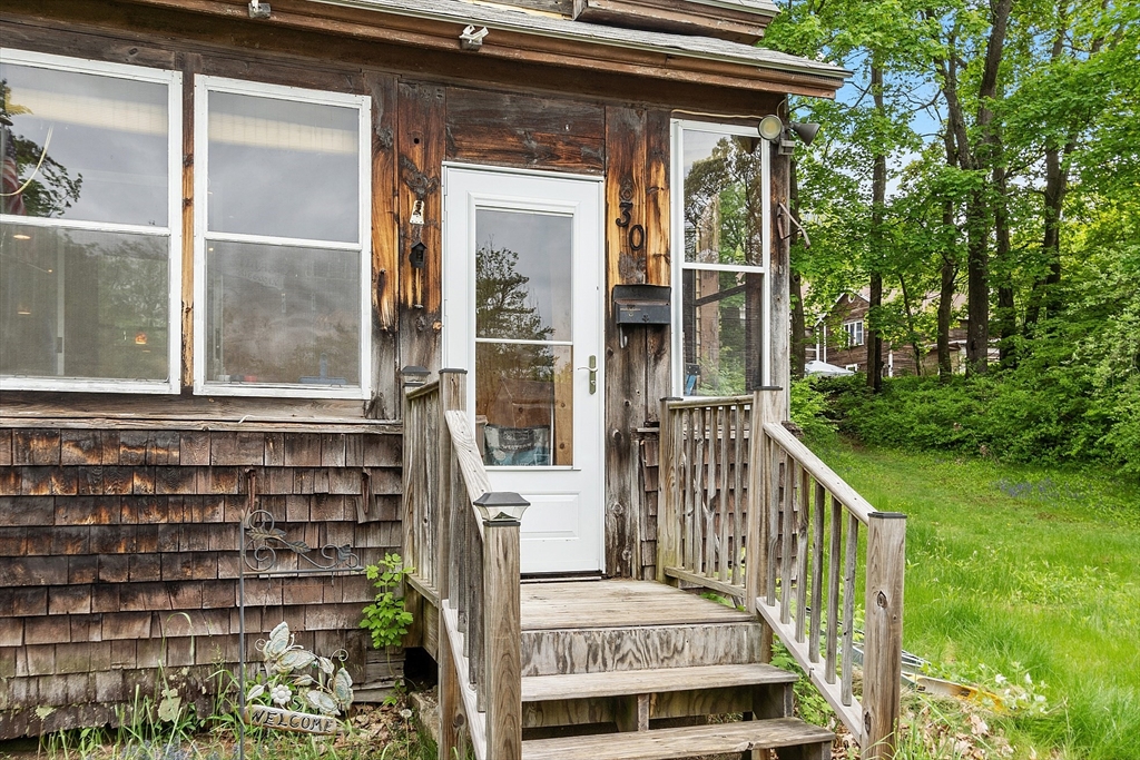 30 Cottage St