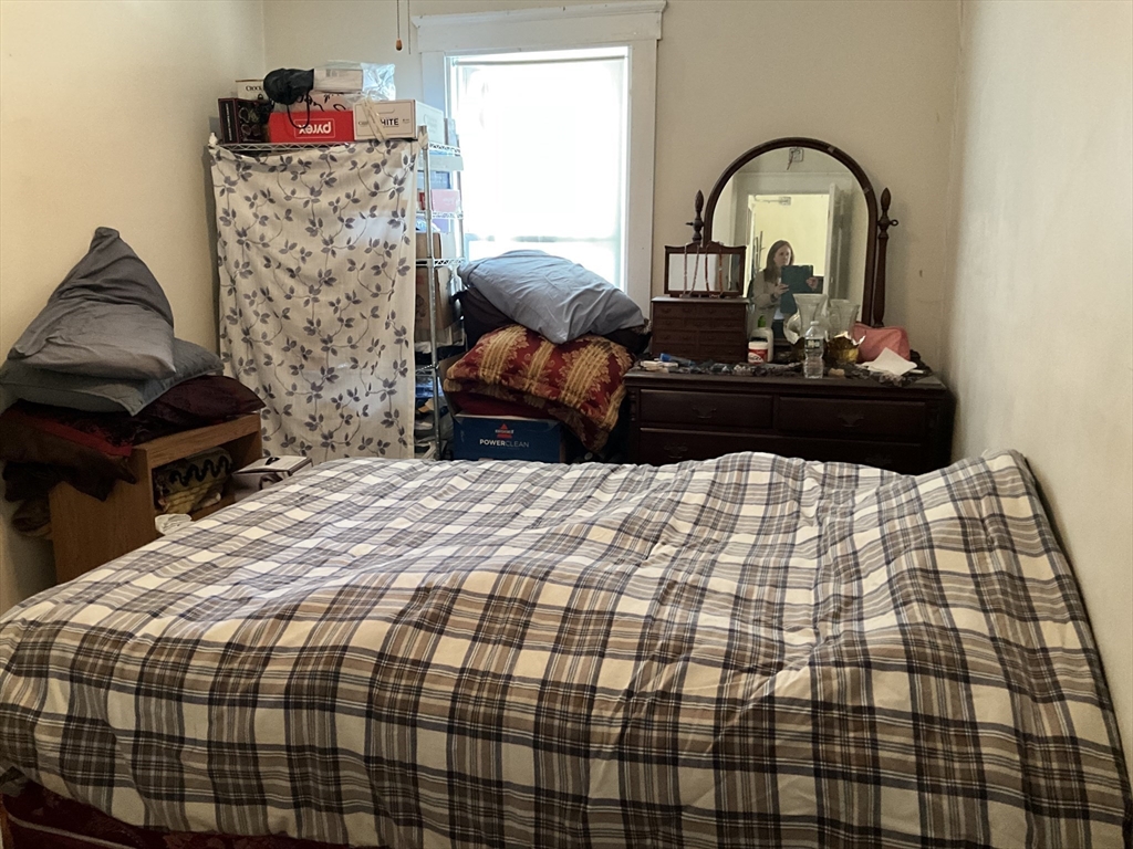 121 Charlton St, Southbridge, MA Photo #16