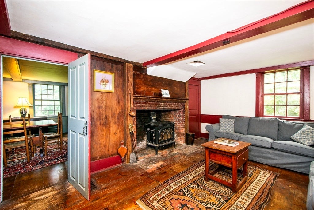 374 High St, Pembroke, MA Photo #8