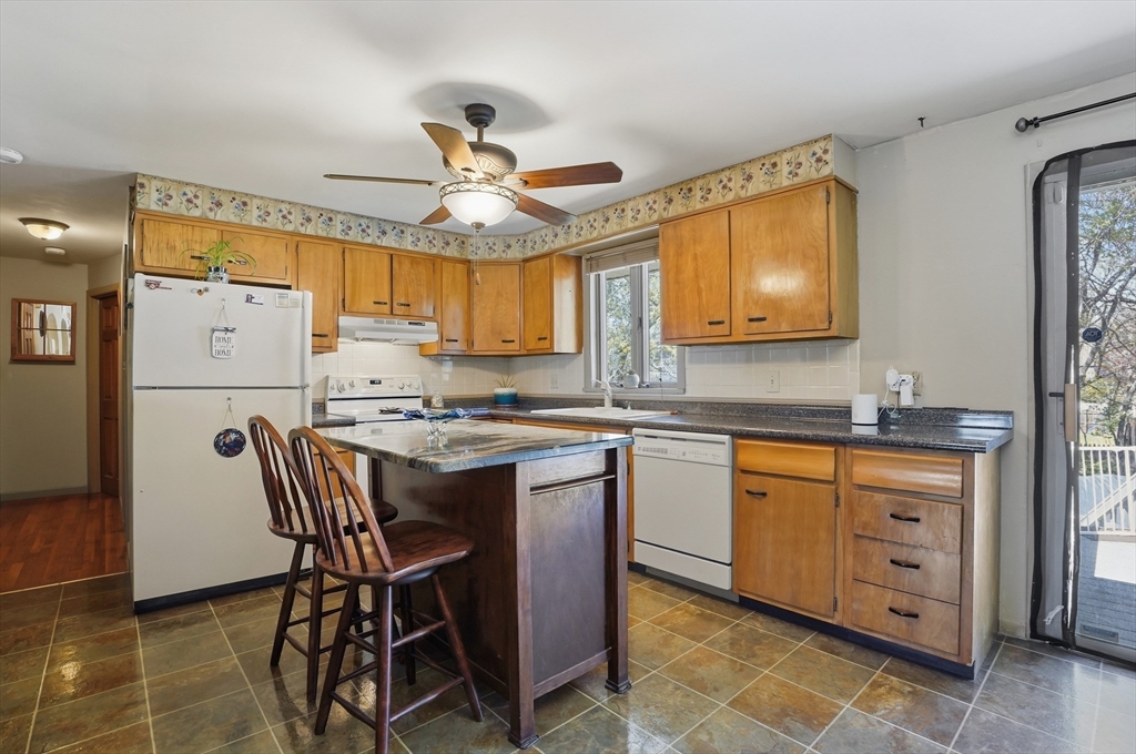 15 Birmingham Road, Worcester, MA Photo #8