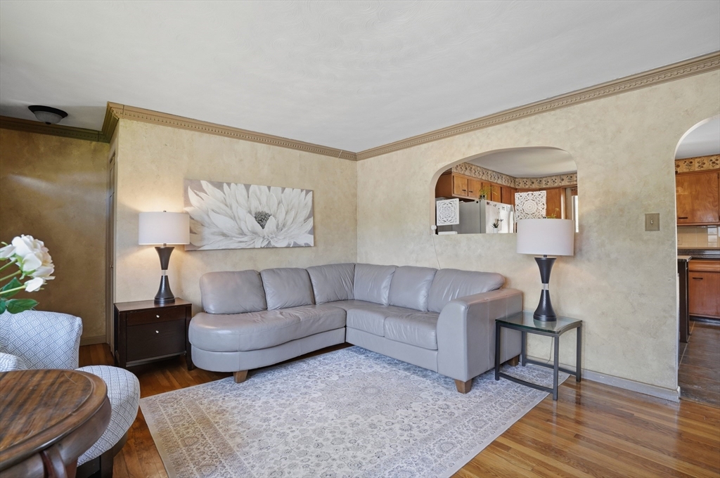 15 Birmingham Road, Worcester, MA Photo #5