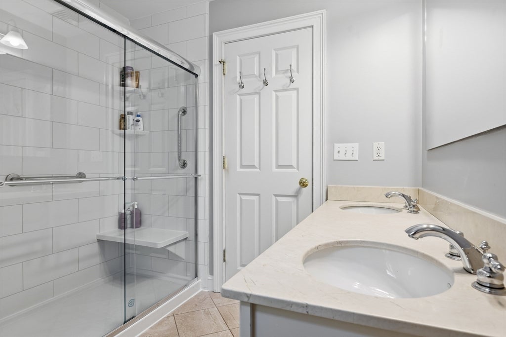 12 Boxwood Lane LN, Lexington, MA Photo #14