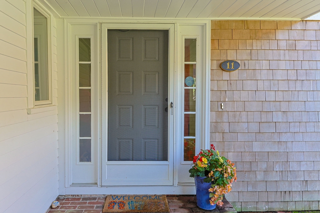 11 Juniper Cir 11