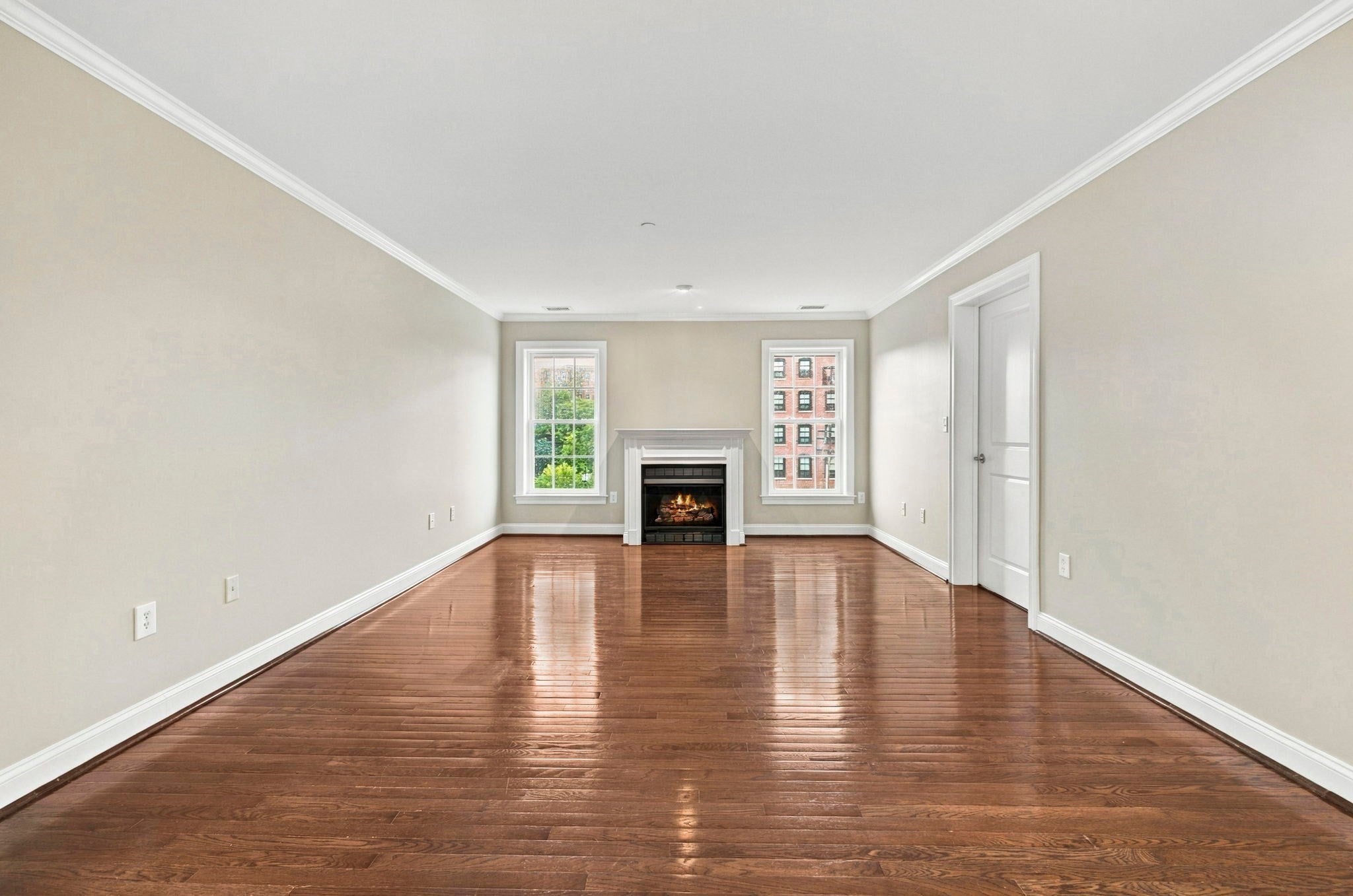 10 Crowninshield Street 306
