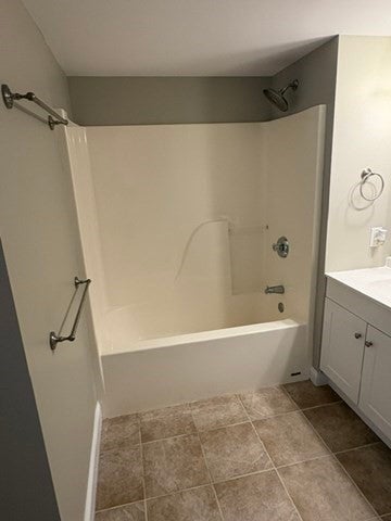 10 Crowninshield Street #306, Peabody, MA Photo #12