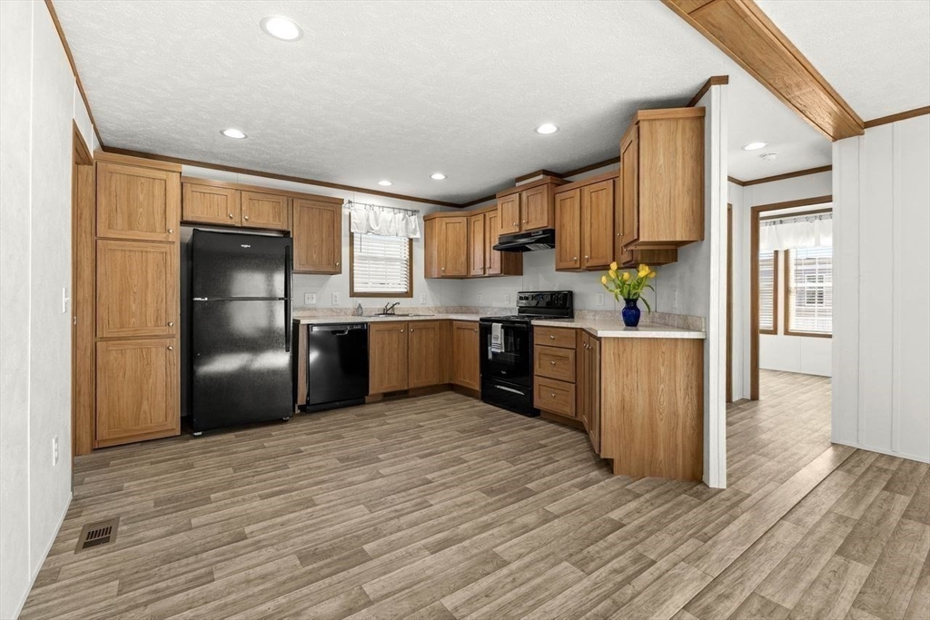 200 North St 23-B