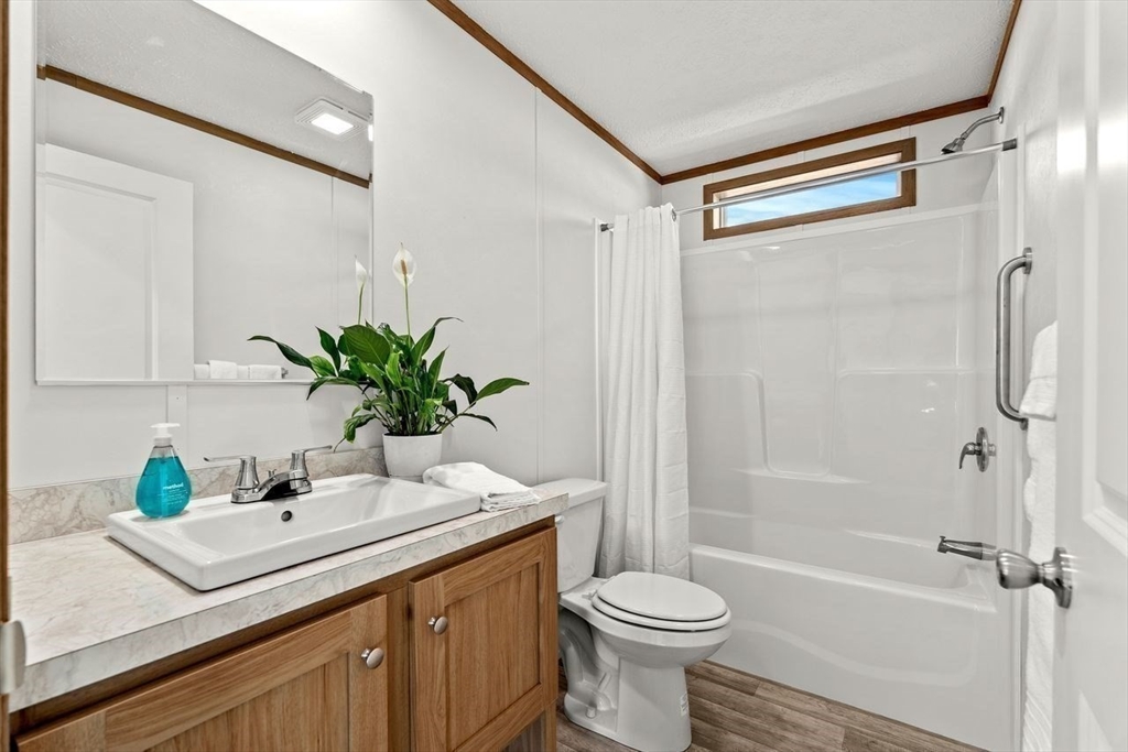 200 North St 23-B