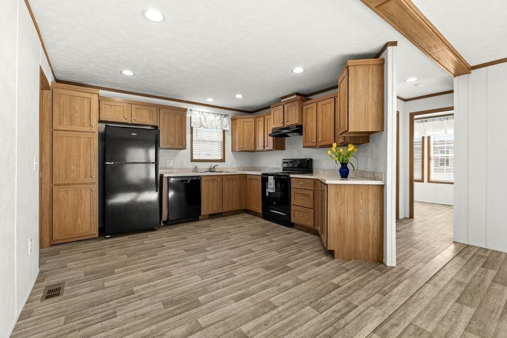 200 North St 23-B