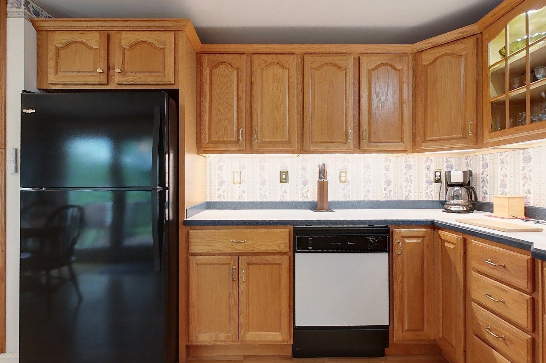 220 River Rd, Lowell, MA, 220 River Rd, Lowell, MA Photo #7