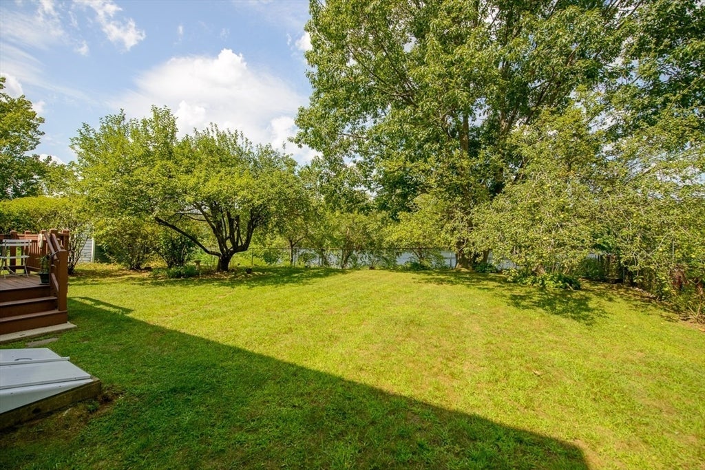220 River Rd