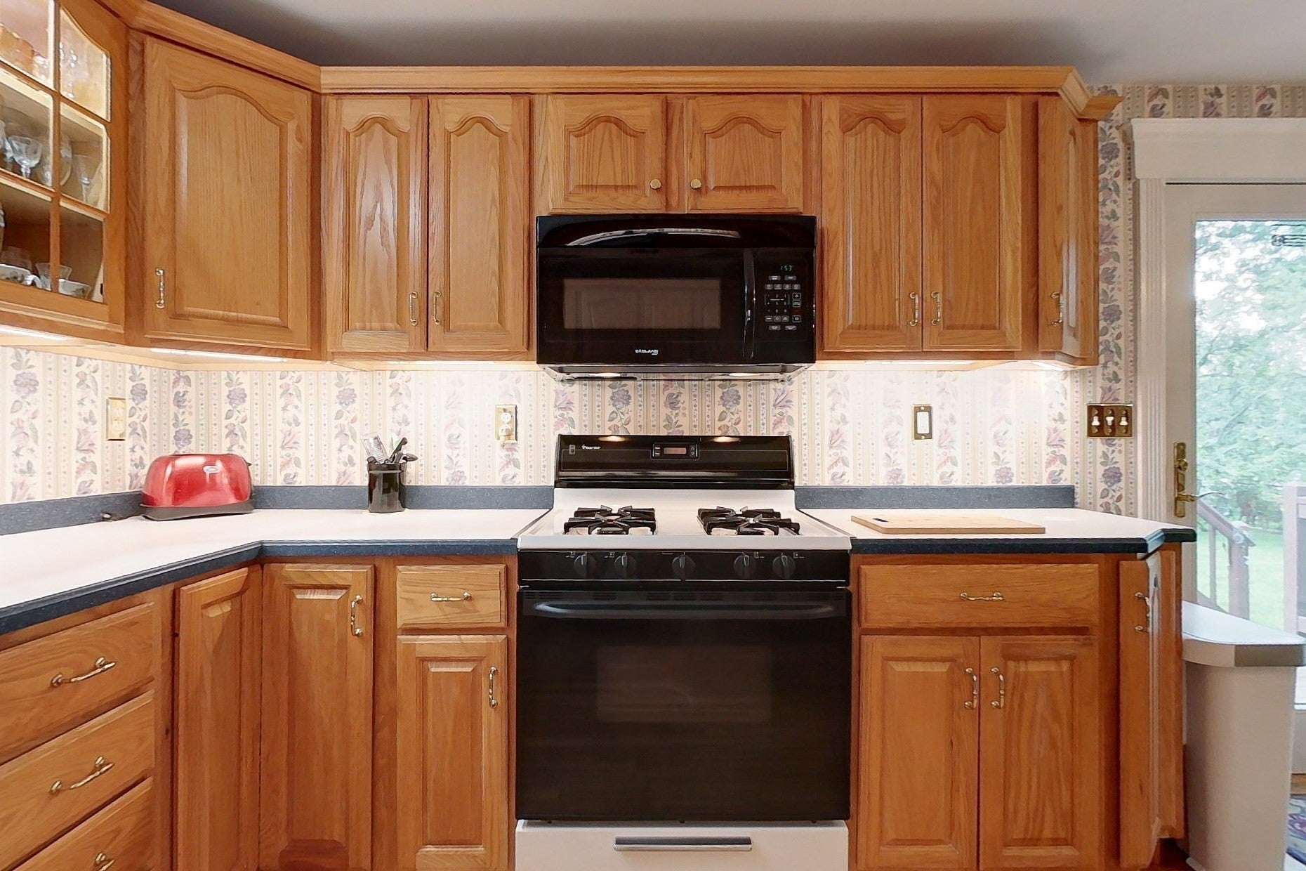 220 River Rd, Lowell, MA, 220 River Rd, Lowell, MA Photo #6