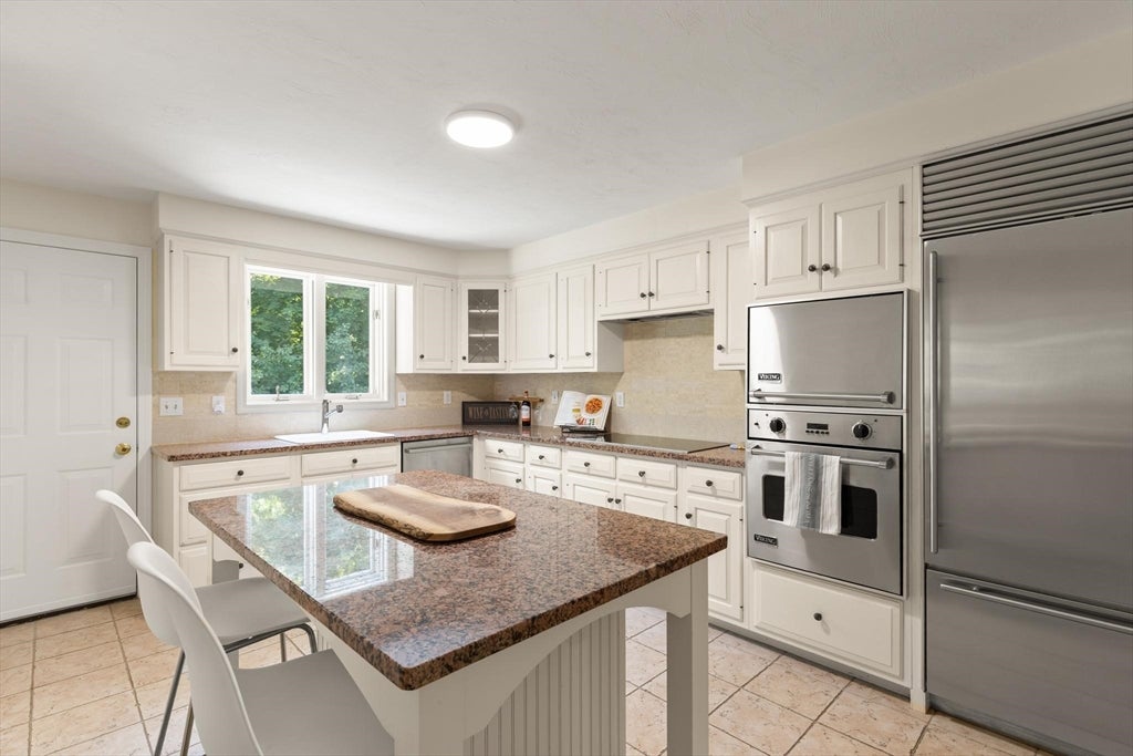 24 Minihans Ln, Quincy, MA, 24 Minihans Ln, Quincy, MA Photo #11