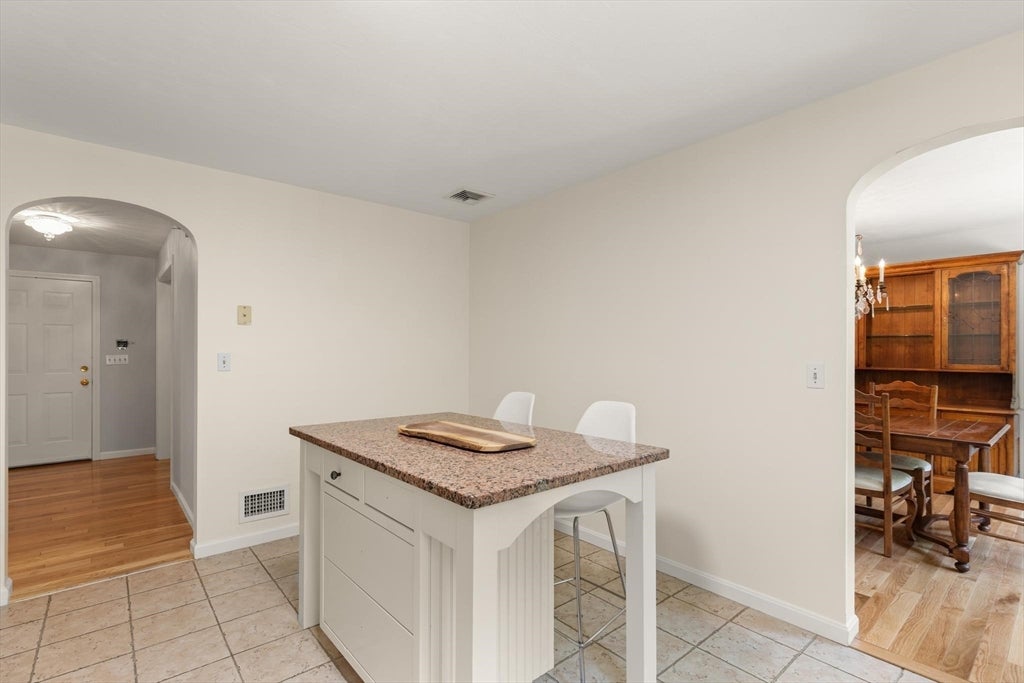 24 Minihans Ln, Quincy, MA, 24 Minihans Ln, Quincy, MA Photo #9