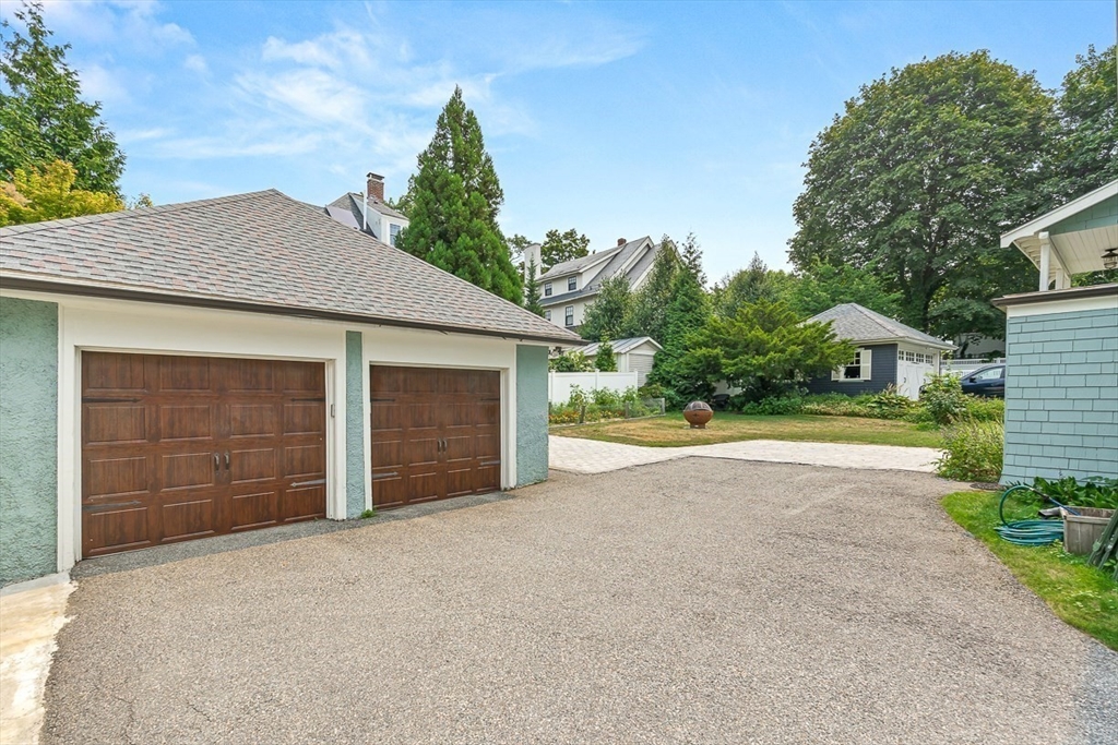 5 Bacon St