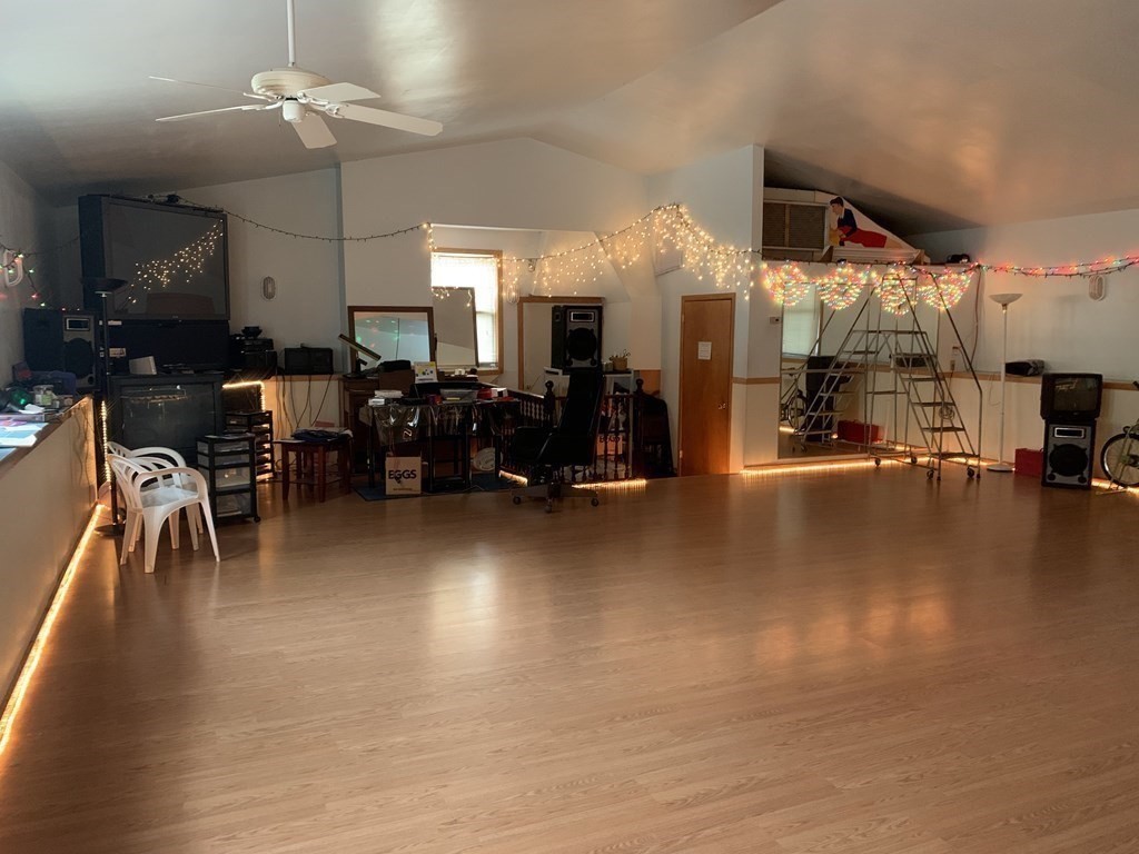 523-1 Boston Rd