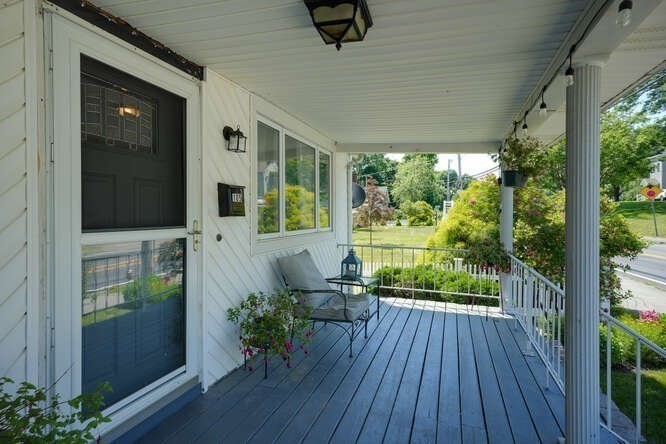 105 Lincoln St